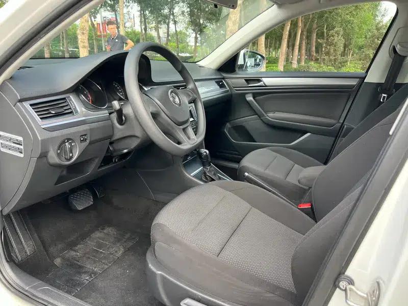 2016 Volkswagen Bora 1.6L Automatic Fashion Edition — миниатюра 8