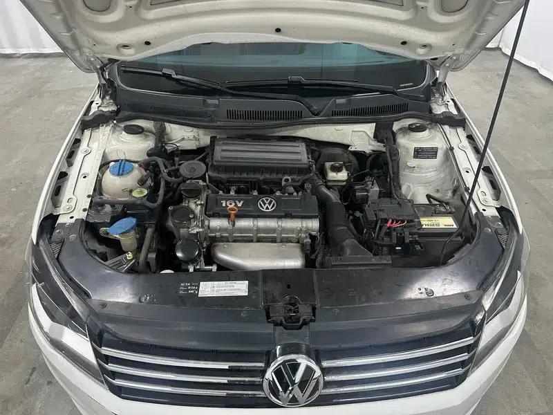 2014 Volkswagen Bora 1.6L Automatic Fashion Edition — миниатюра 10