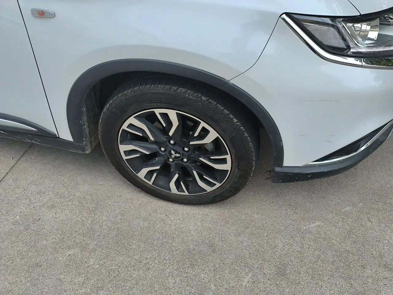 Mitsubishi Outlander 2020 2.0L Two-Wheel Drive Comfort Edition 5 Seats — миниатюра 8