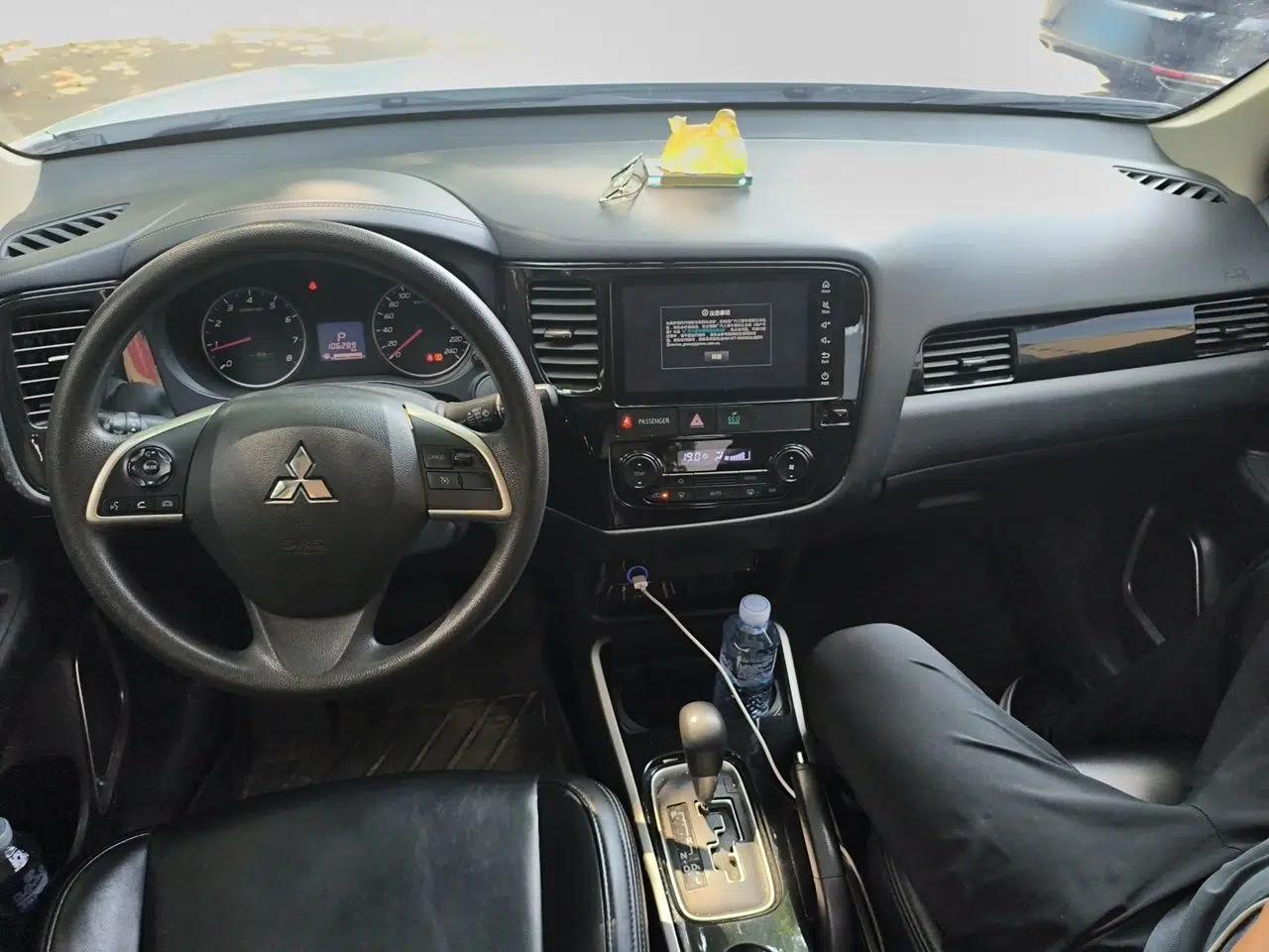 Mitsubishi Outlander 2020 2.0L Two-Wheel Drive Comfort Edition 5 Seats — миниатюра 9