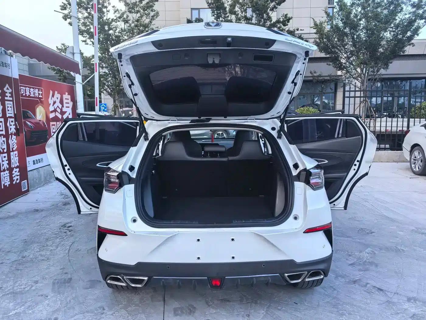 Changan UNI-T 2021 1.5T Premium Edition — миниатюра 8