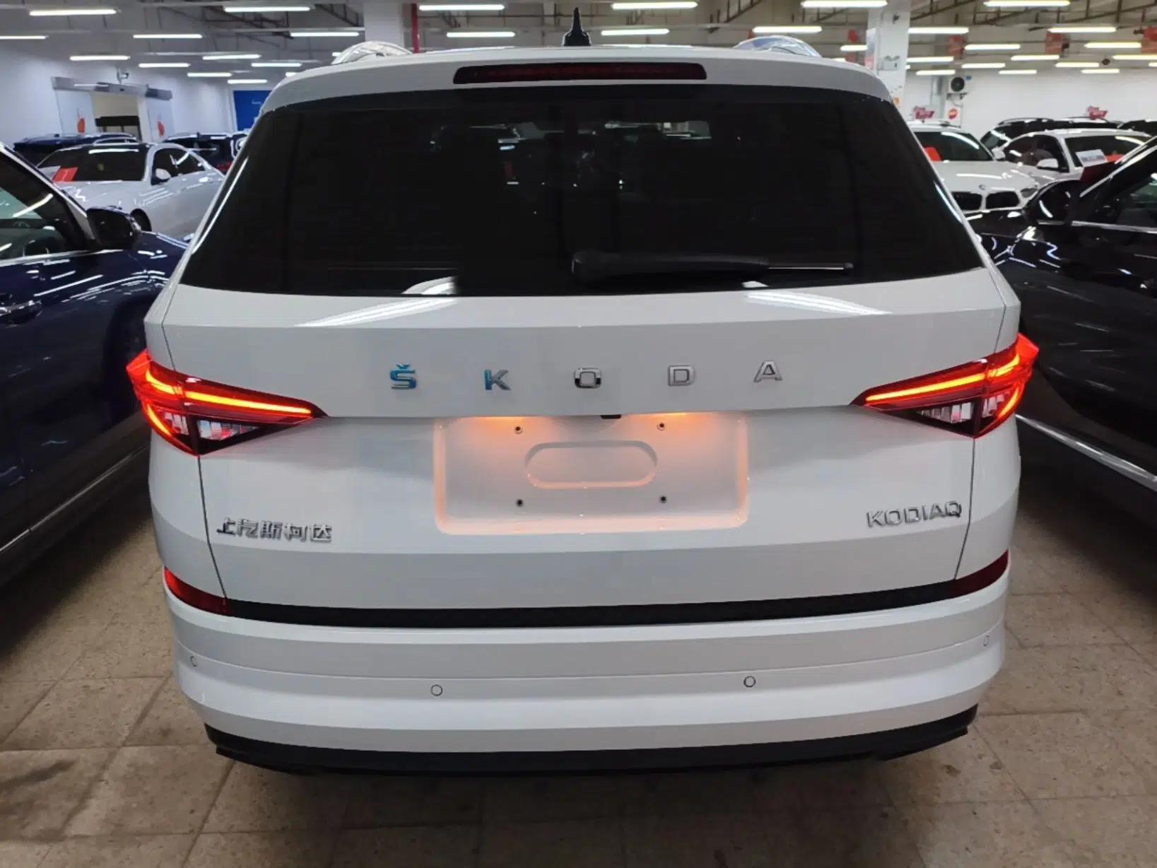 Skoda Kodiaq 2024 TSI330 5-Seat Two-Wheel Drive Elite Version — миниатюра 5