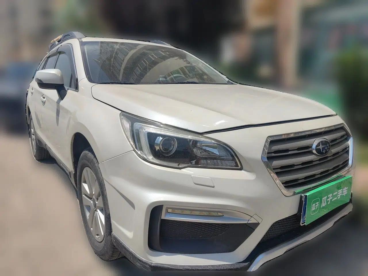 Subaru Outback 2017 2.5i Luxury Navigation Edition — миниатюра 3