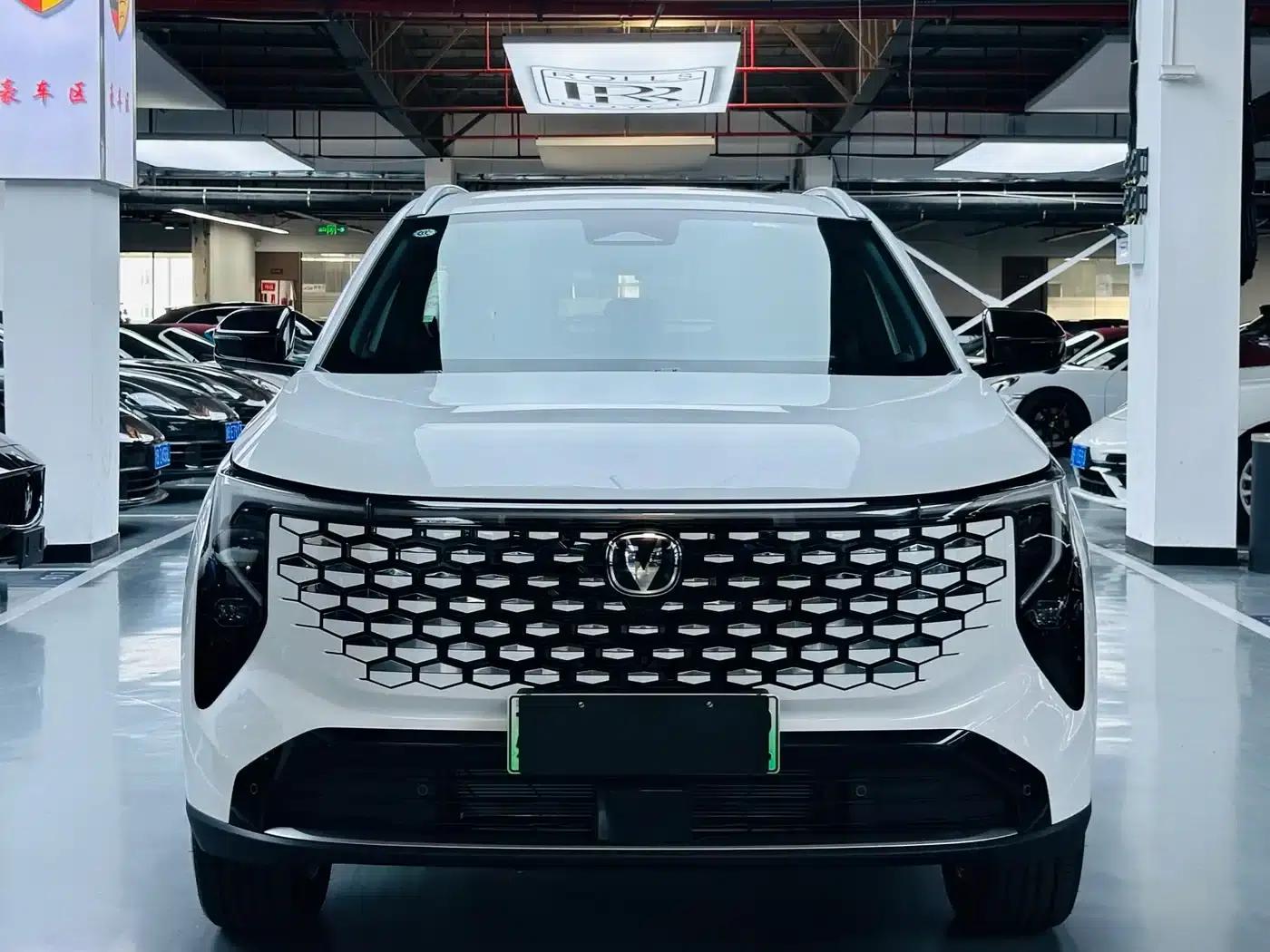 Changan CS55PLUS PHEV 2026 Smart New Blue Whale 125km Smart Edition — миниатюра 2