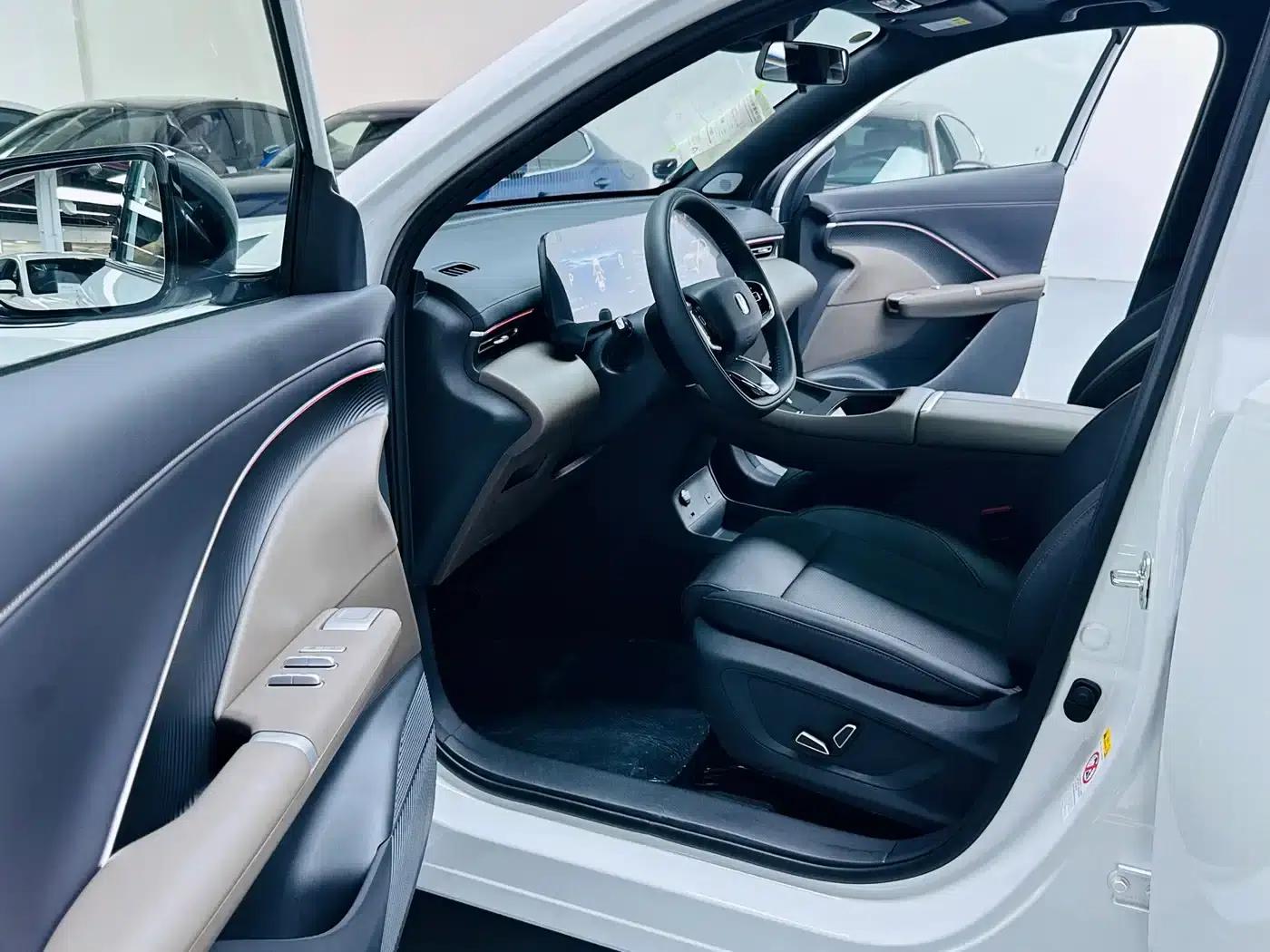 Changan CS55PLUS PHEV 2026 Smart New Blue Whale 125km Smart Edition — миниатюра 4