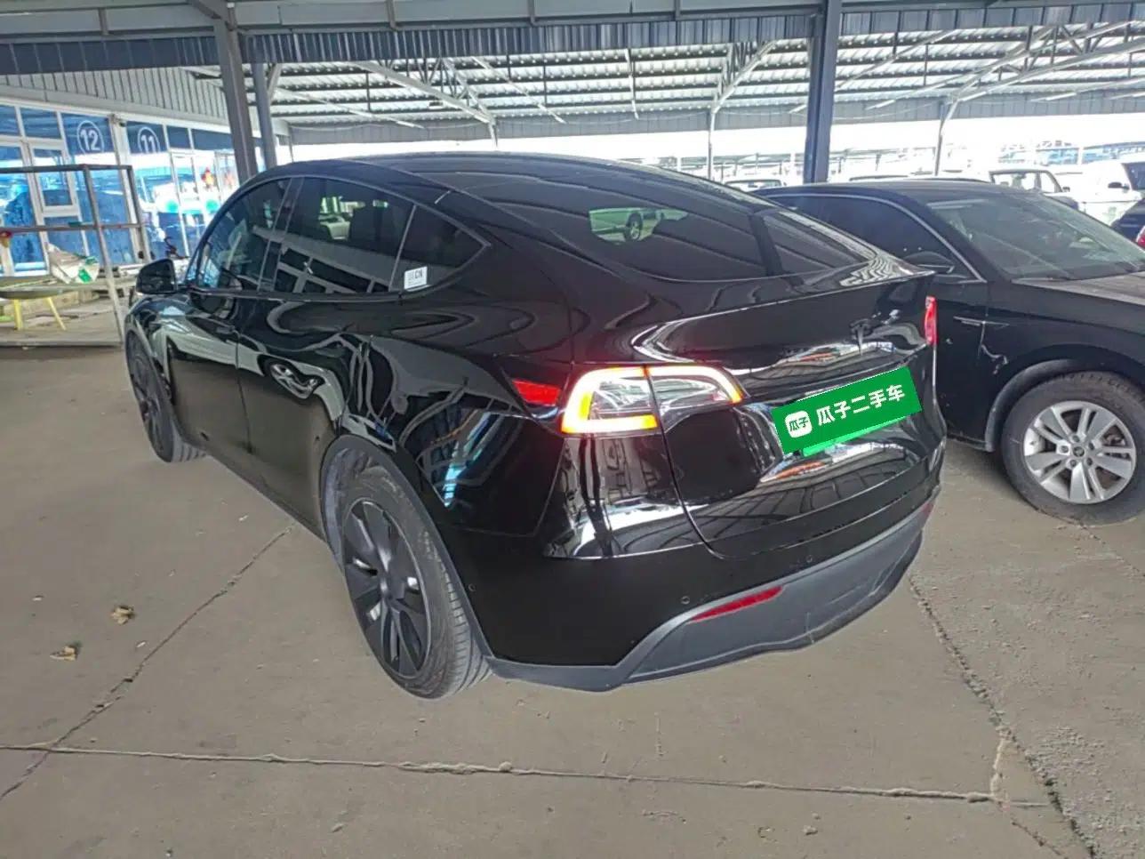 Tesla Model Y 2021 Standard Range Rear-Wheel Drive Version — миниатюра 4