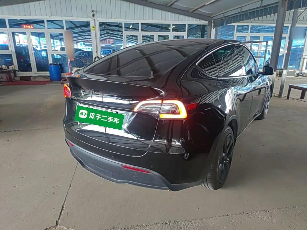 Tesla Model Y 2021 Standard Range Rear-Wheel Drive Version — миниатюра 6