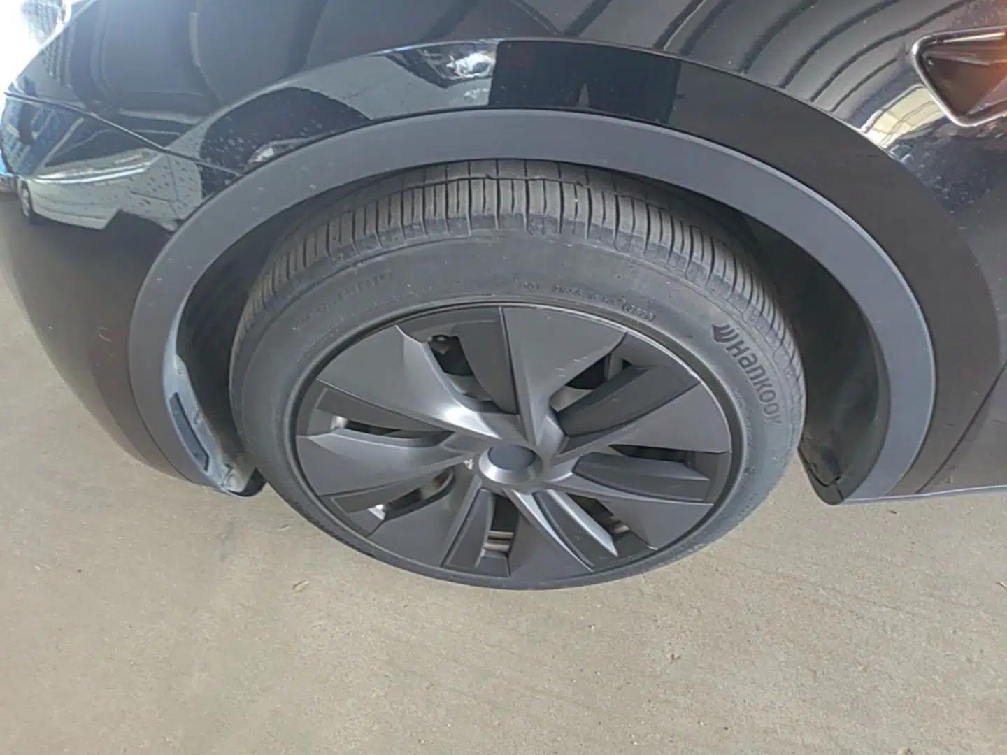 Tesla Model Y 2021 Standard Range Rear-Wheel Drive Version — миниатюра 10