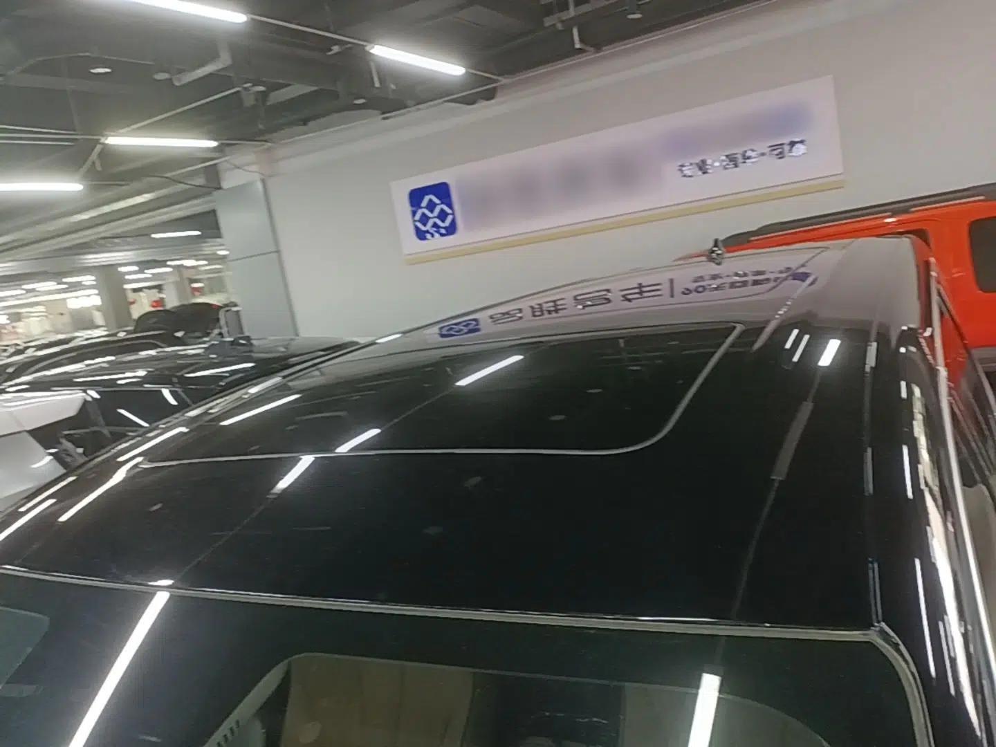 Denza D9 2024 DM-i 980 Four-Wheel Drive Prestige Model — миниатюра 7