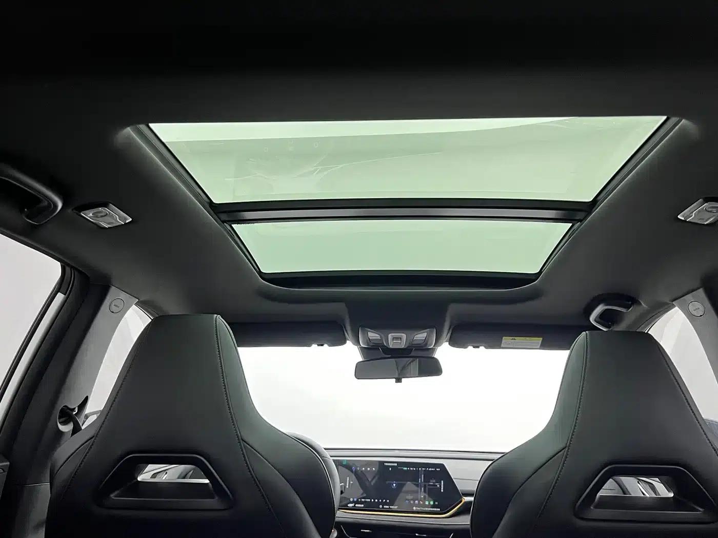 Changan Oushang X5 PLUS 2023 Facelift 1.5T DCT Smart AI Edition — миниатюра 21