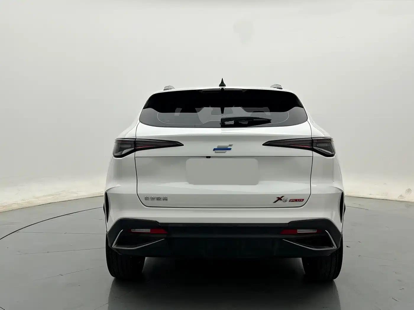 Changan Oushang X5 PLUS 2023 Facelift 1.5T DCT Smart AI Edition — миниатюра 6