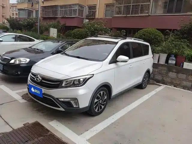 Changan Oushang A800 2017 1.6L Manual Deluxe Edition
