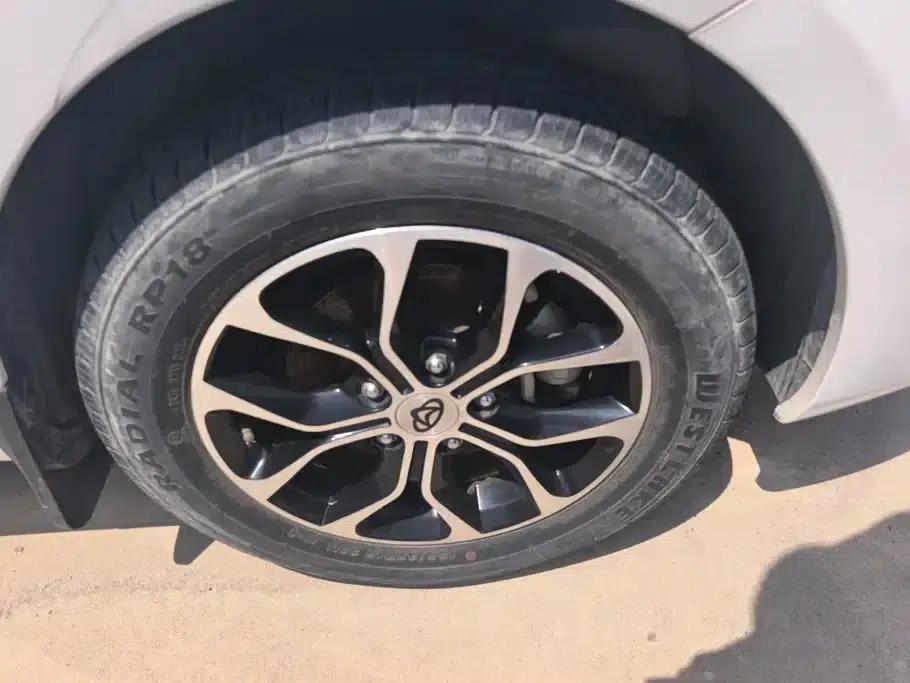 Changan Oushang A600 2016 1.5L Manual Standard 7-Seater — миниатюра 6