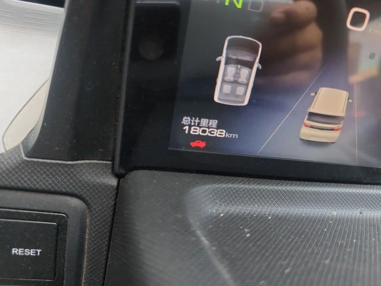 Wuling Hongguang MINIEV 2020 Enjoyment Model Lithium Iron Phosphate — миниатюра 12