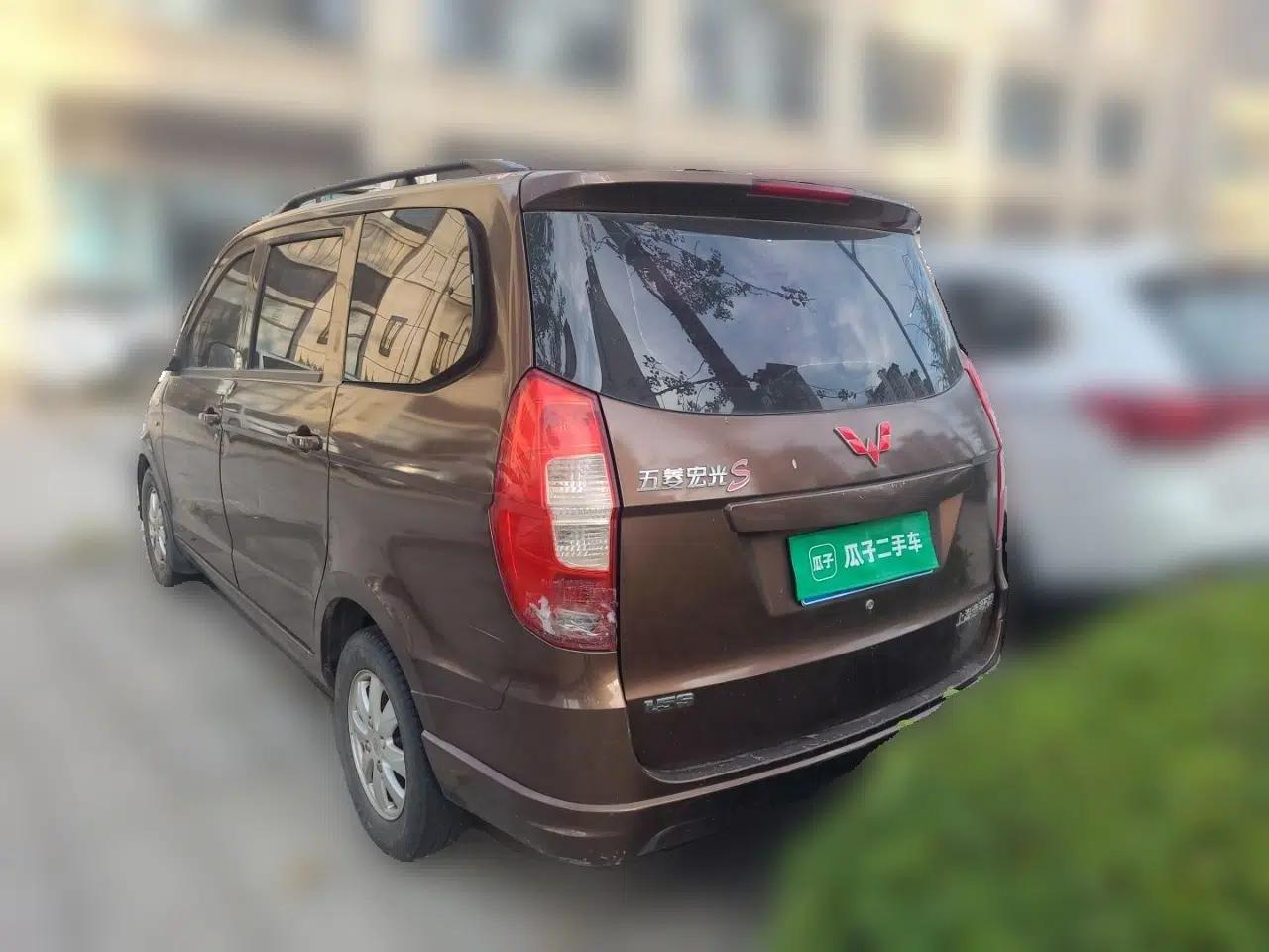 Wuling Hongguang 2015 1.5L S Basic Version China V Standard — миниатюра 4