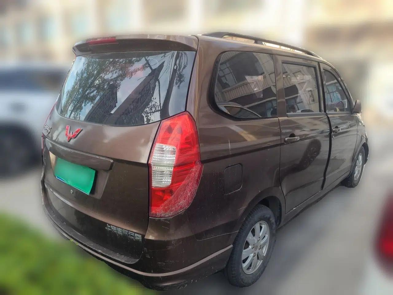 Wuling Hongguang 2015 1.5L S Basic Version China V Standard — миниатюра 6