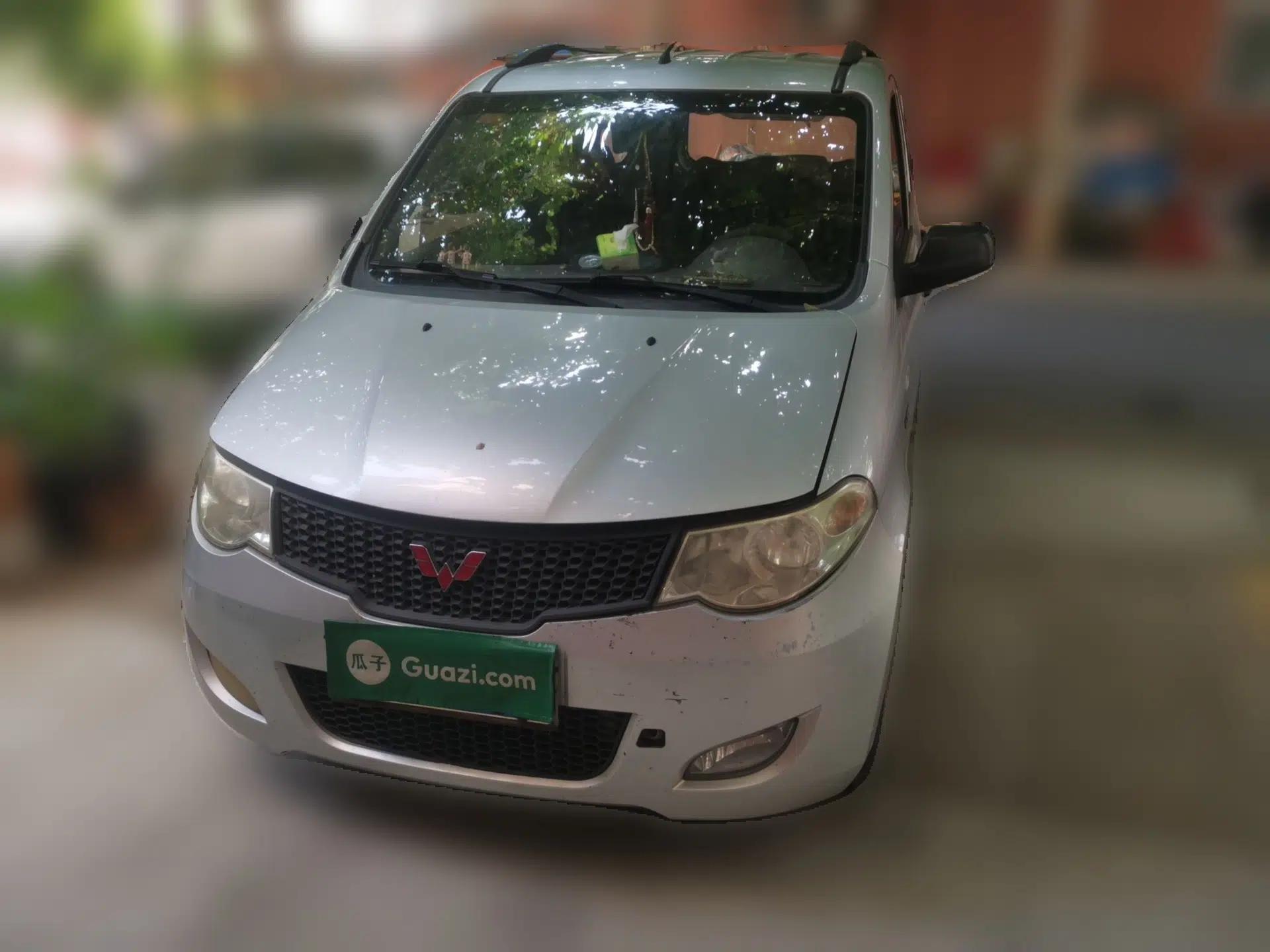 Wuling Hongguang 2013 1.5L Base Version — миниатюра 2