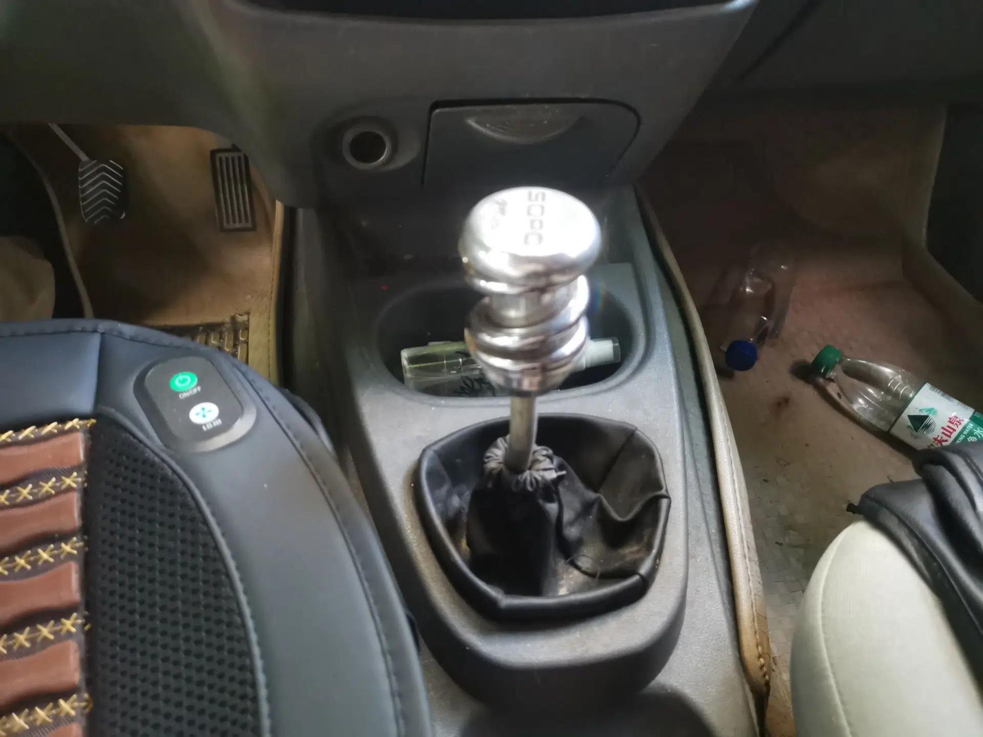 Wuling Hongguang 2013 1.5L Base Version — миниатюра 14