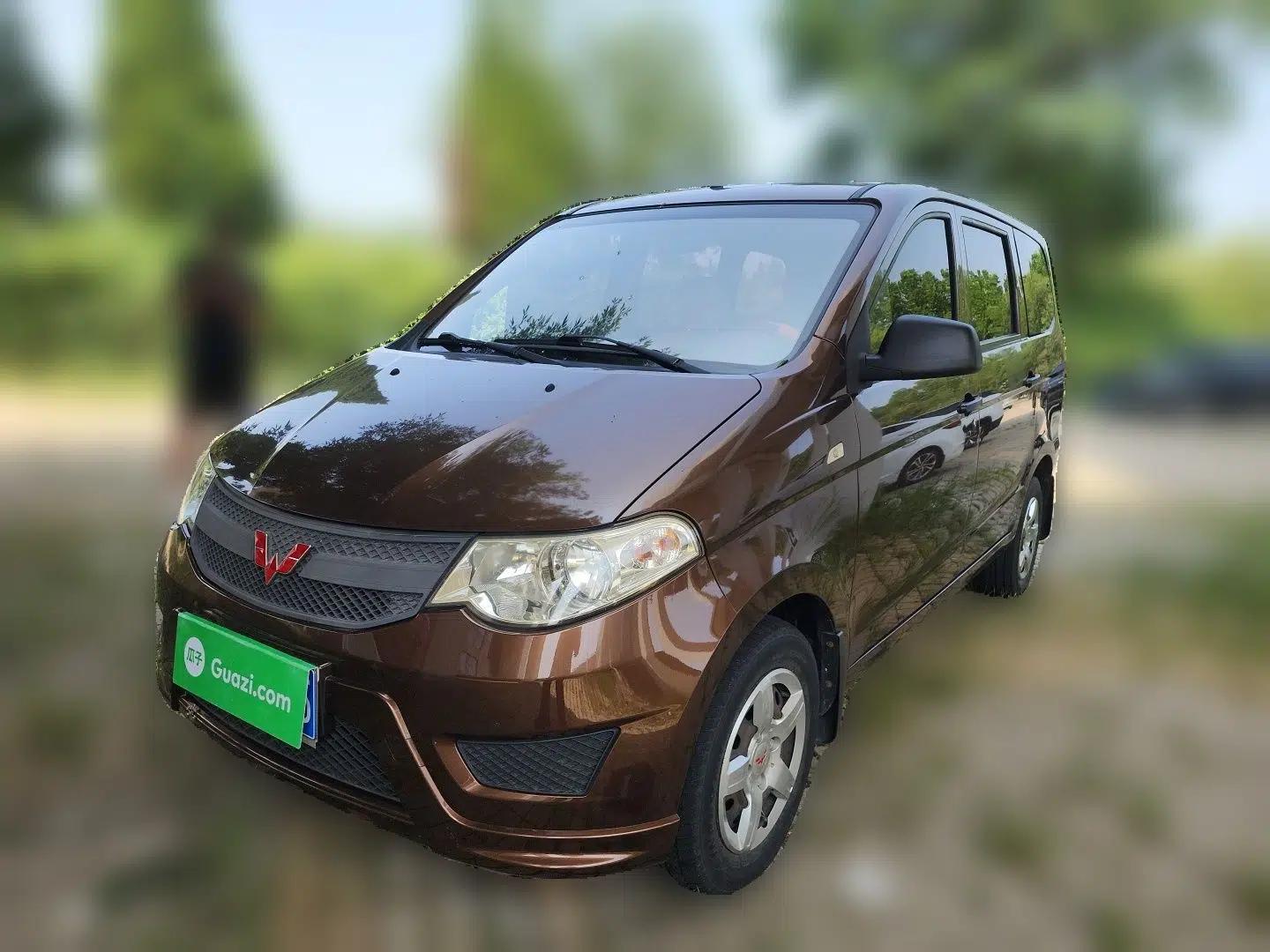 Wuling Hongguang 2015 1.2L S Base Model China V Standard — миниатюра 1
