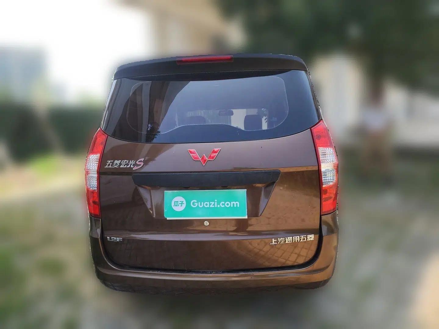 Wuling Hongguang 2015 1.2L S Base Model China V Standard — миниатюра 5