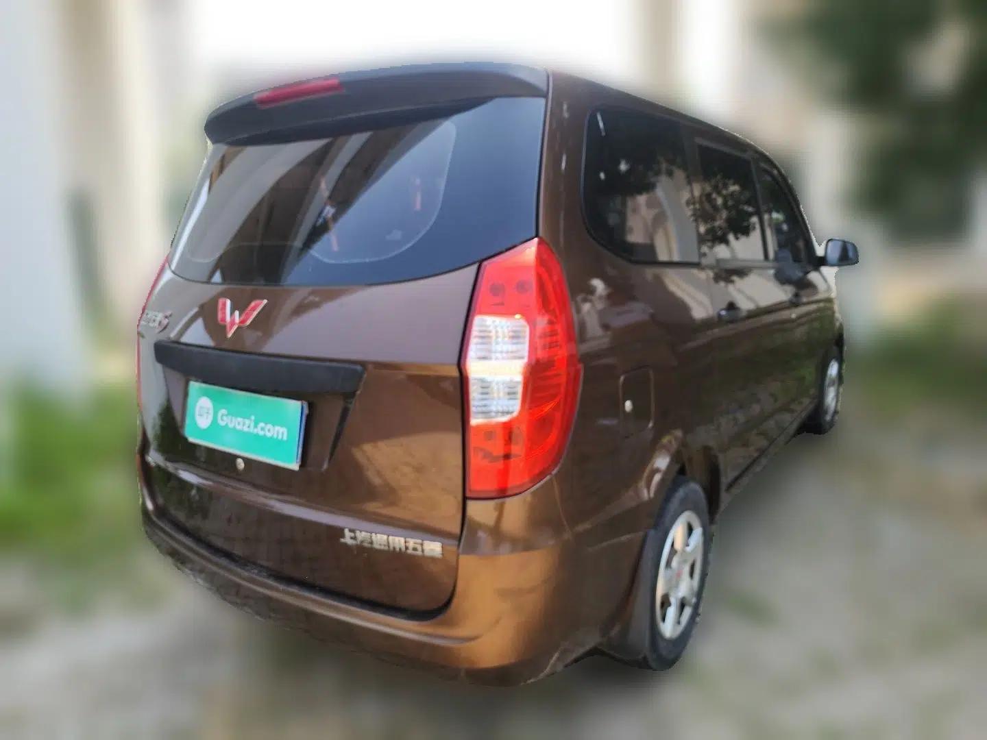 Wuling Hongguang 2015 1.2L S Base Model China V Standard — миниатюра 6