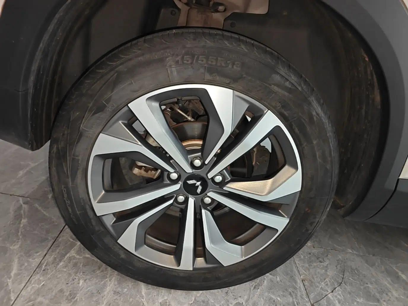 Wuling Asta 2021 1.5T CVT Star曜 Edition — миниатюра 11