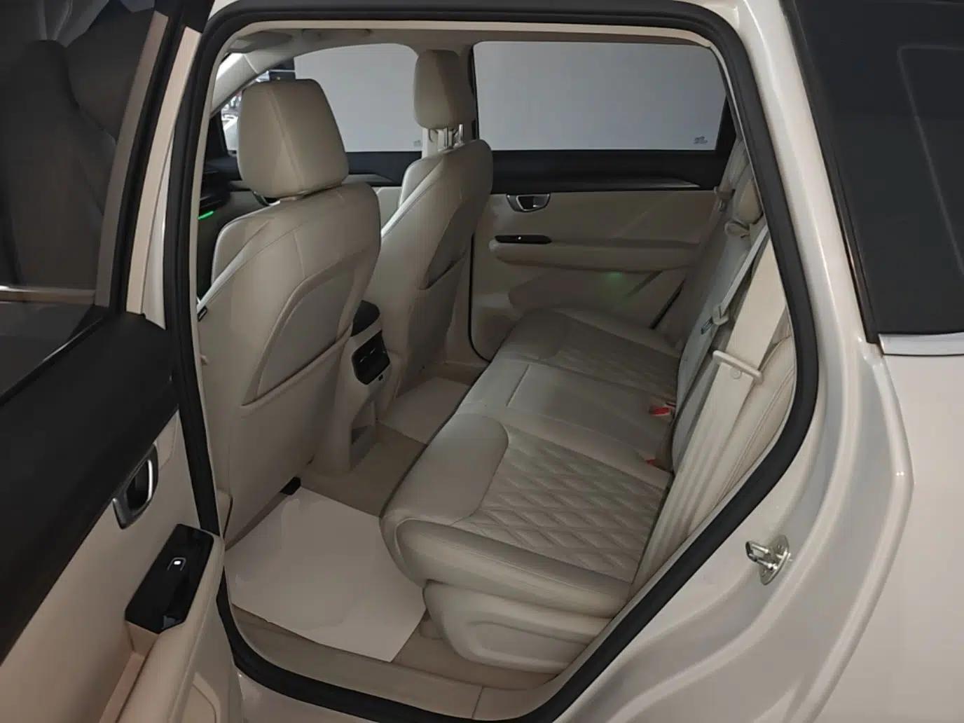 Wuling Asta 2021 1.5T CVT Star曜 Edition — миниатюра 20