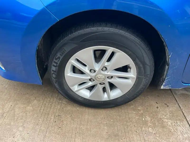 2014 Corolla 1.6L CVT GL-i — миниатюра 13