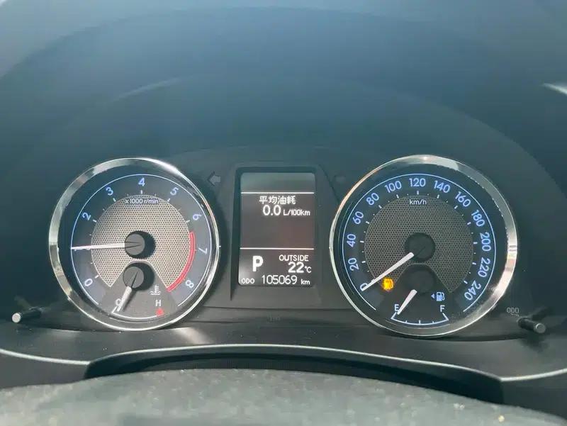2014 Corolla 1.6L CVT GL-i — миниатюра 28