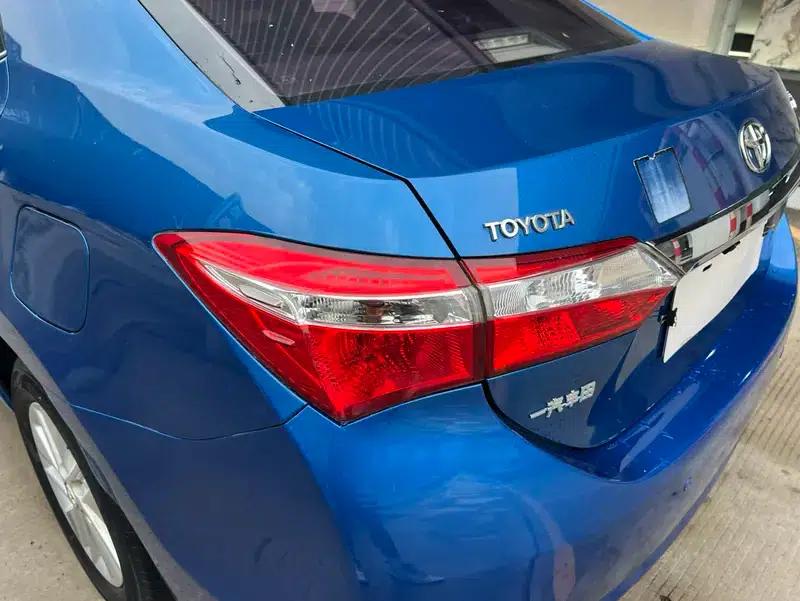 2014 Corolla 1.6L CVT GL-i — миниатюра 9