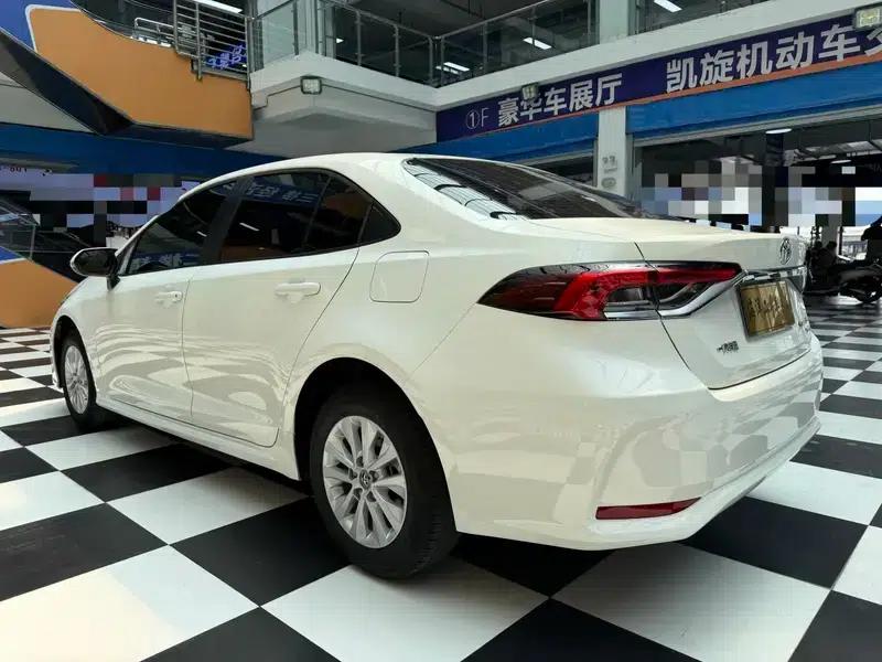 2022 Toyota Corolla 1.2T S-CVT Pioneer PLUS Edition — миниатюра 5
