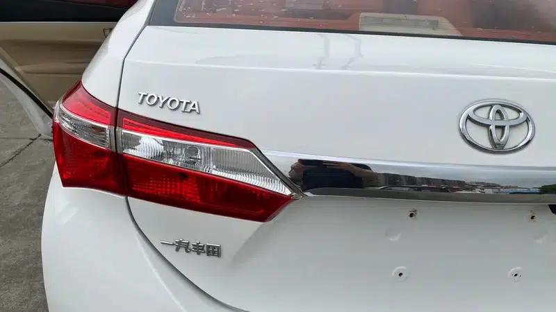 2014 Corolla 1.6L CVT GL — миниатюра 9