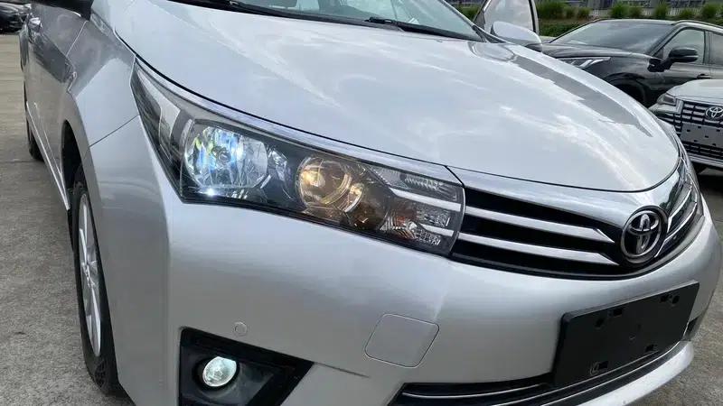 2014 Corolla 1.6L CVT GL-i — миниатюра 8