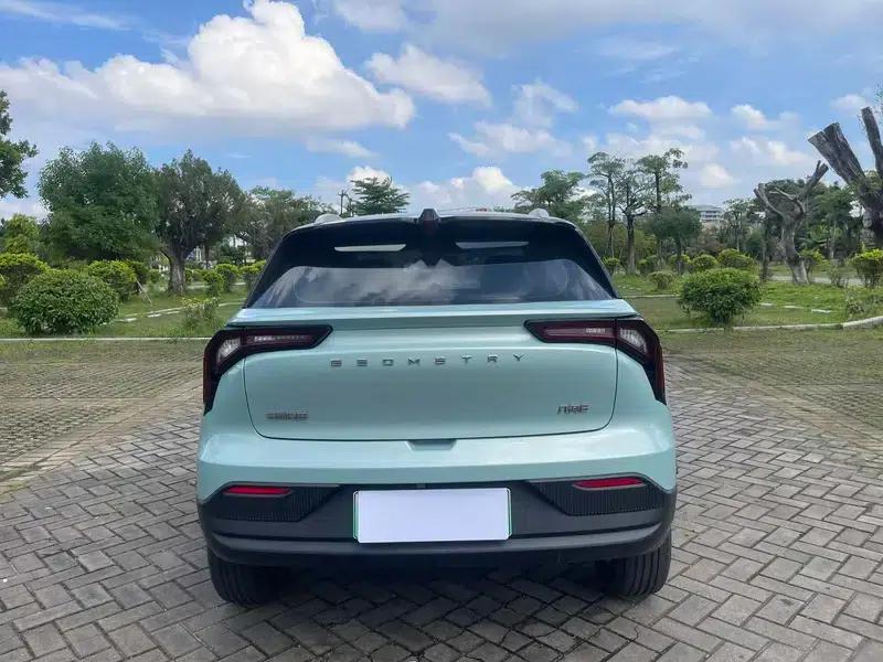 Geely Geometry E Firefly 2022 Model 320KM Cute Tiger — миниатюра 5