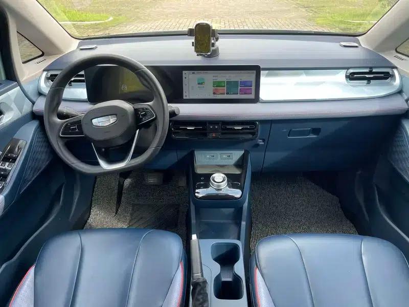 Geely Geometry E Firefly 2022 Model 320KM Cute Tiger — миниатюра 8