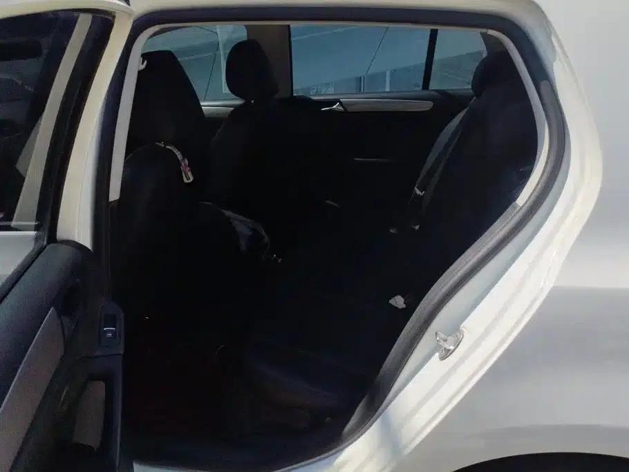 2012 Golf 1.6 Automatic Fashion Edition — миниатюра 11