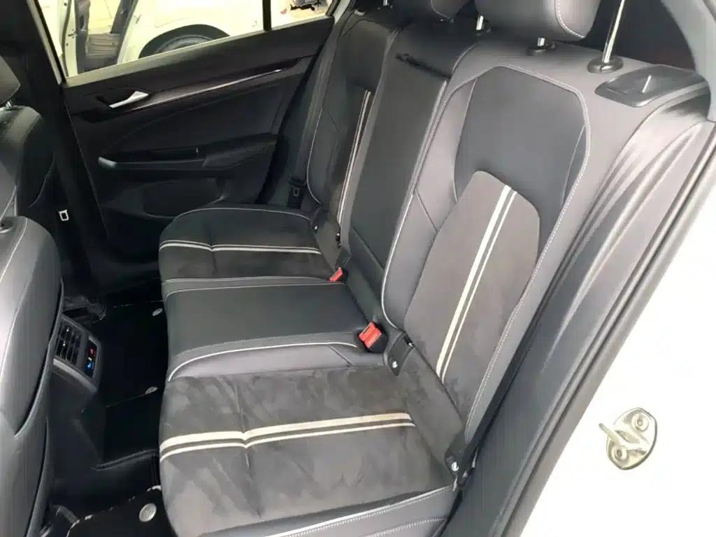 2021 Golf 280TSI DSG R-Line — миниатюра 17