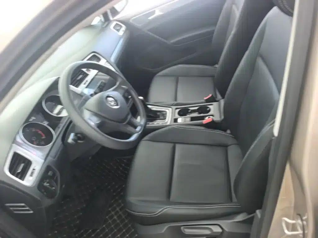 2016 Golf 1.6L Automatic Fashion Edition — миниатюра 15