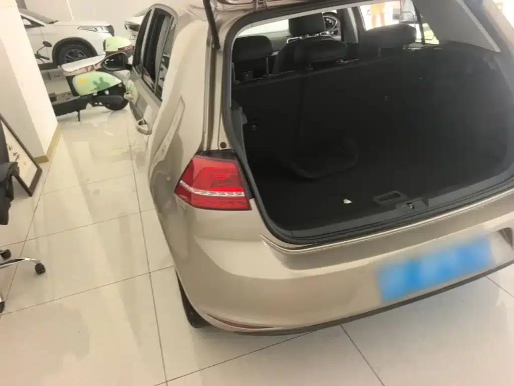 2016 Golf 1.6L Automatic Fashion Edition — миниатюра 5