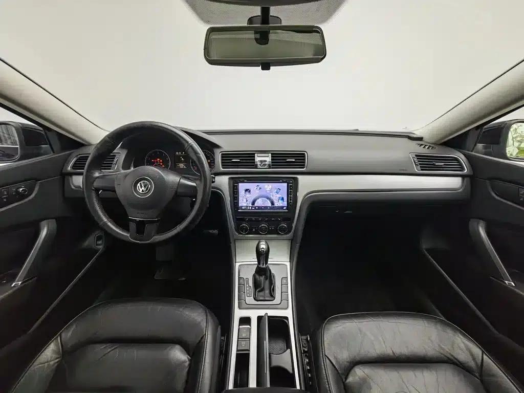 2014 Passat 1.8TSI DSG Premium Edition — миниатюра 5