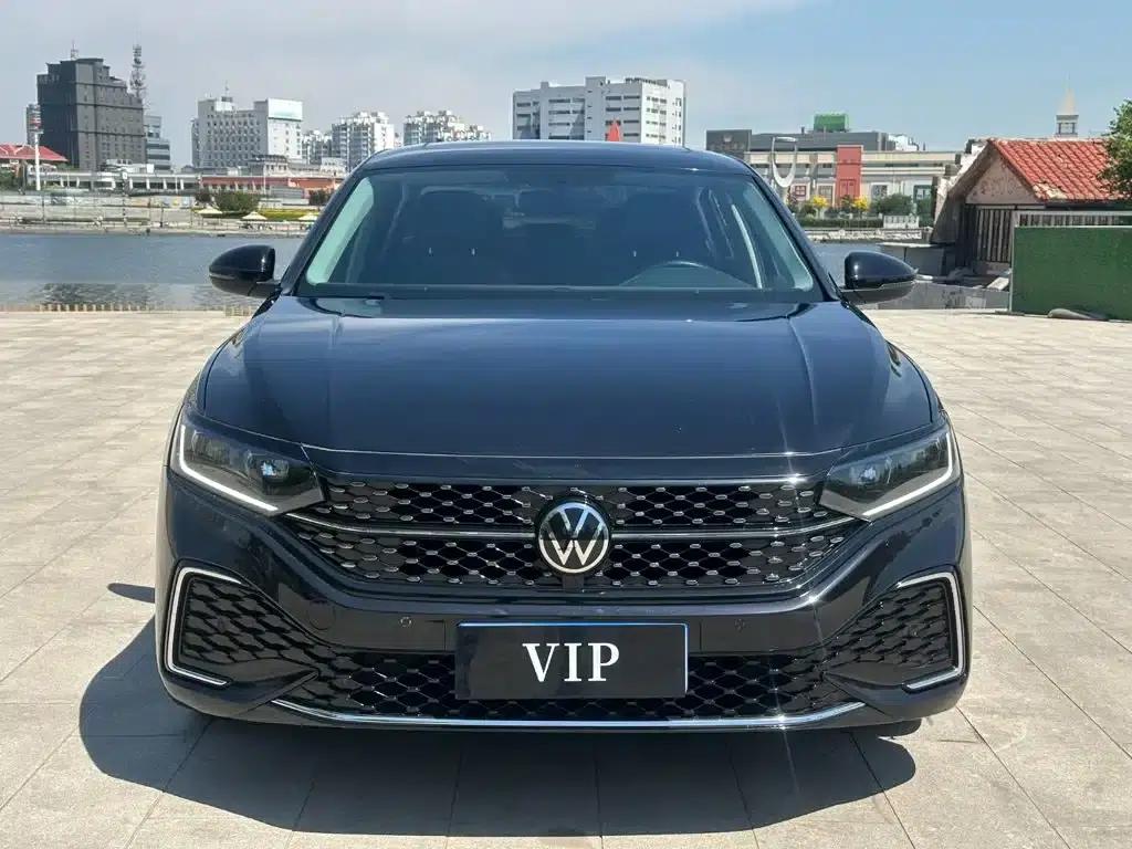 2024 Passat 330TSI Starry Sky Elite Edition — миниатюра 3