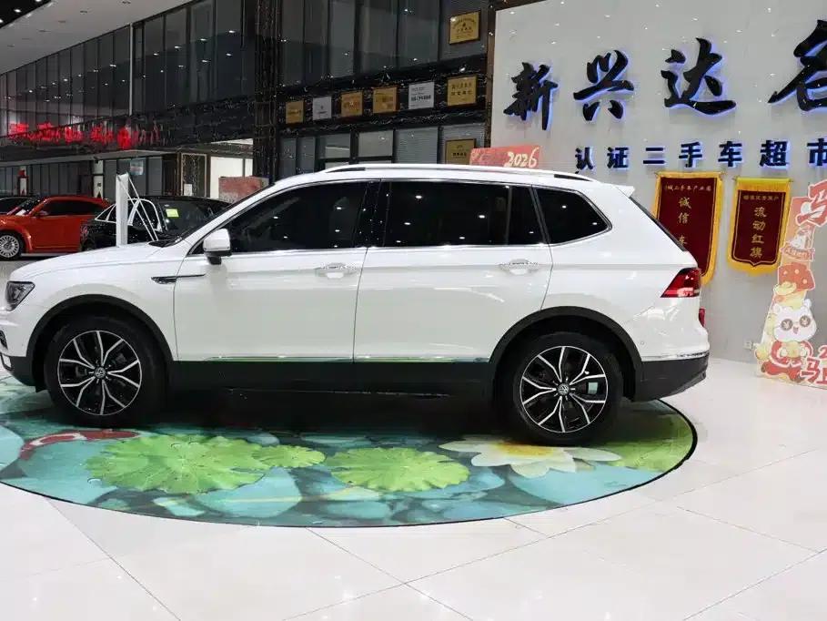 Tiguan L 2020 330TSI Automatic 2WD Smart Luxury Edition (China VI Emission Standard) — миниатюра 3