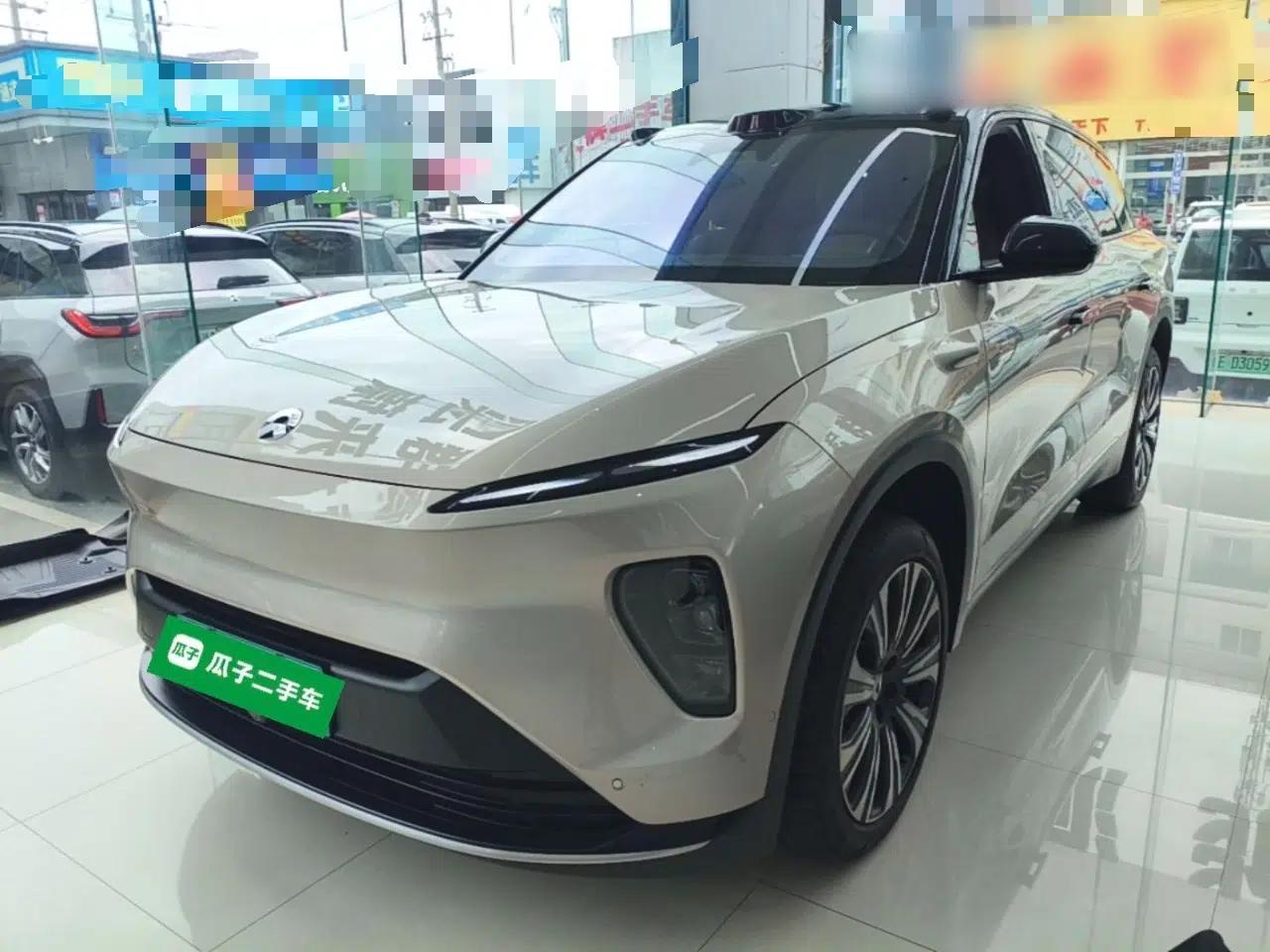 Nio ES8 2023 75 kWh Executive Edition — миниатюра 1