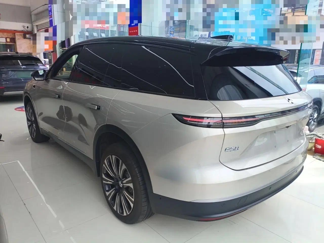 Nio ES8 2023 75 kWh Executive Edition — миниатюра 4