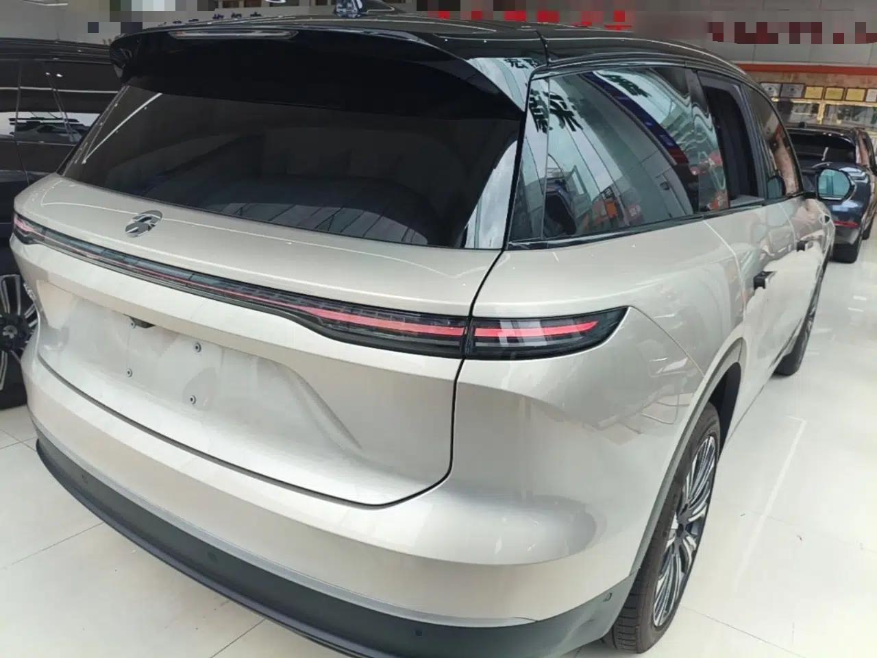 Nio ES8 2023 75 kWh Executive Edition — миниатюра 6