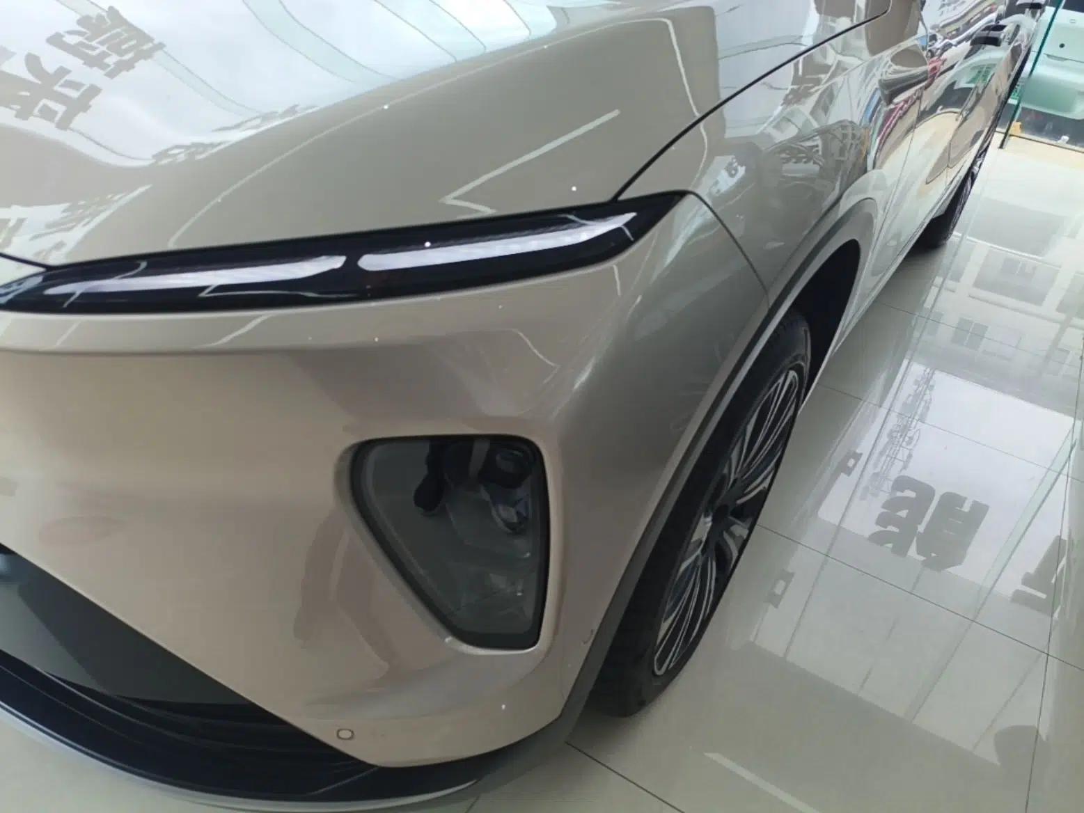 Nio ES8 2023 75 kWh Executive Edition — миниатюра 8