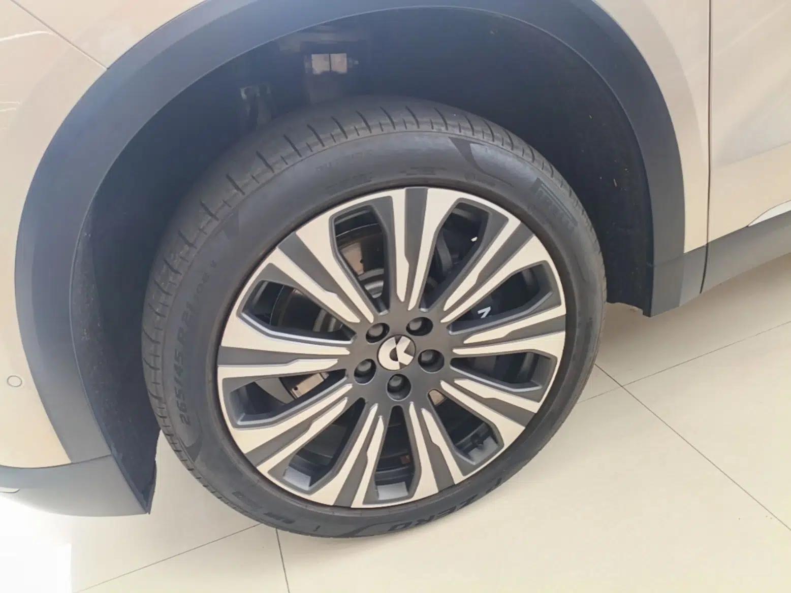Nio ES8 2023 75 kWh Executive Edition — миниатюра 10