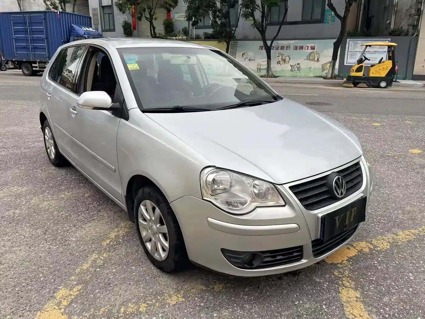 2009 Polo 1.4L Automatic Elegant Edition — миниатюра 3