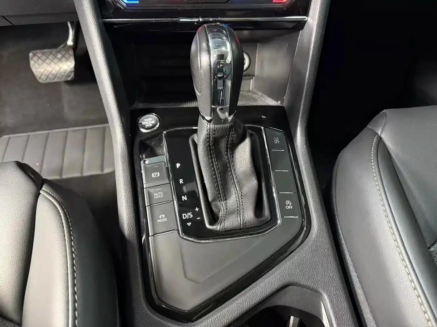 Tharu 2022 280TSI 2WD Luxury Edition — миниатюра 16