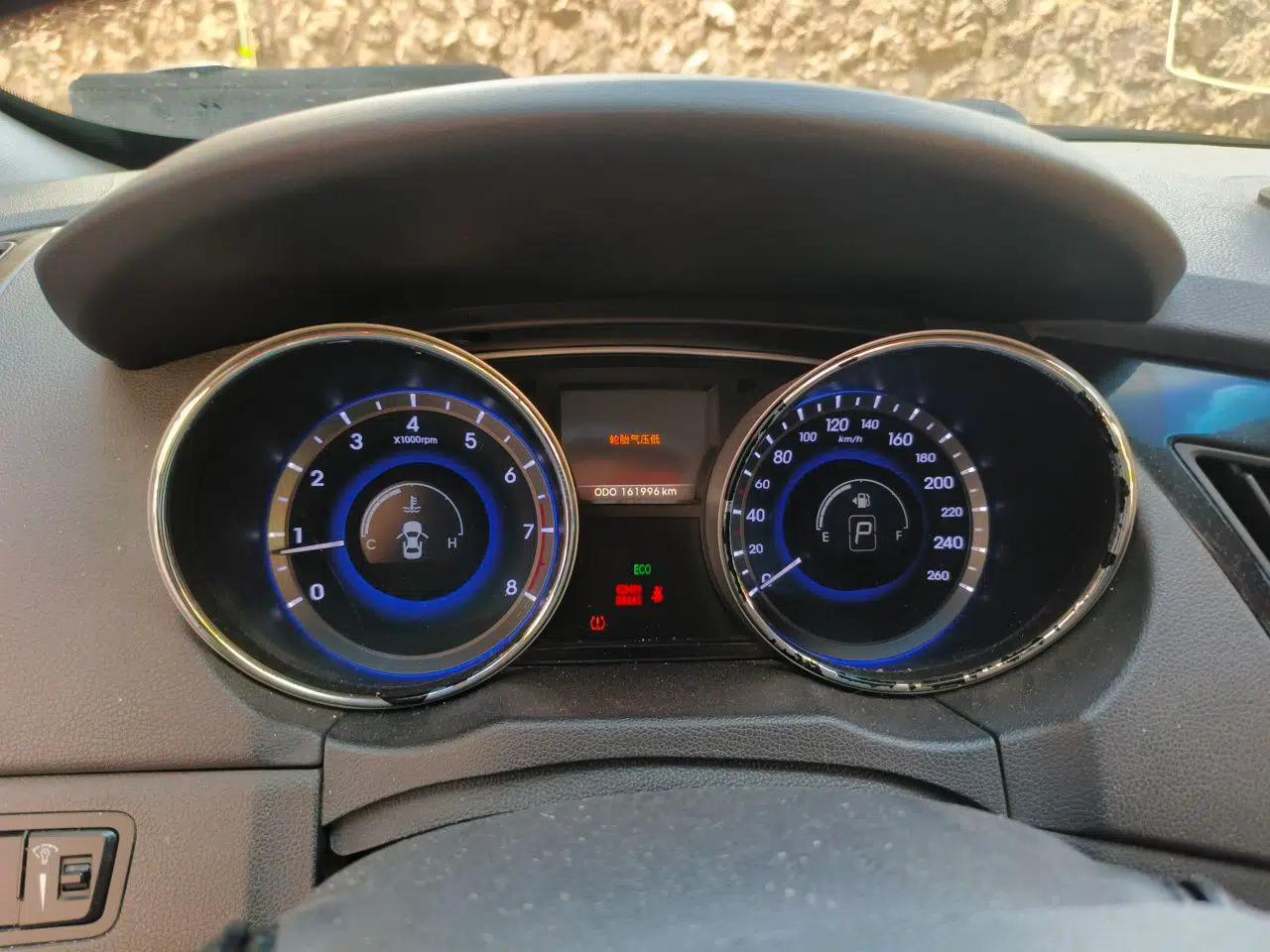 Hyundai Sonata 2014 2.0L Automatic Prestige Edition — миниатюра 11